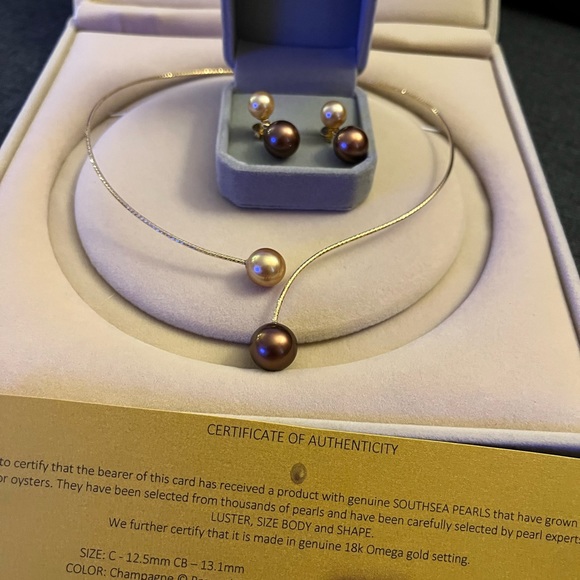 Authentic South Sea Pearls with certificate in 18K gold setting Set - Picture 2 of 6
